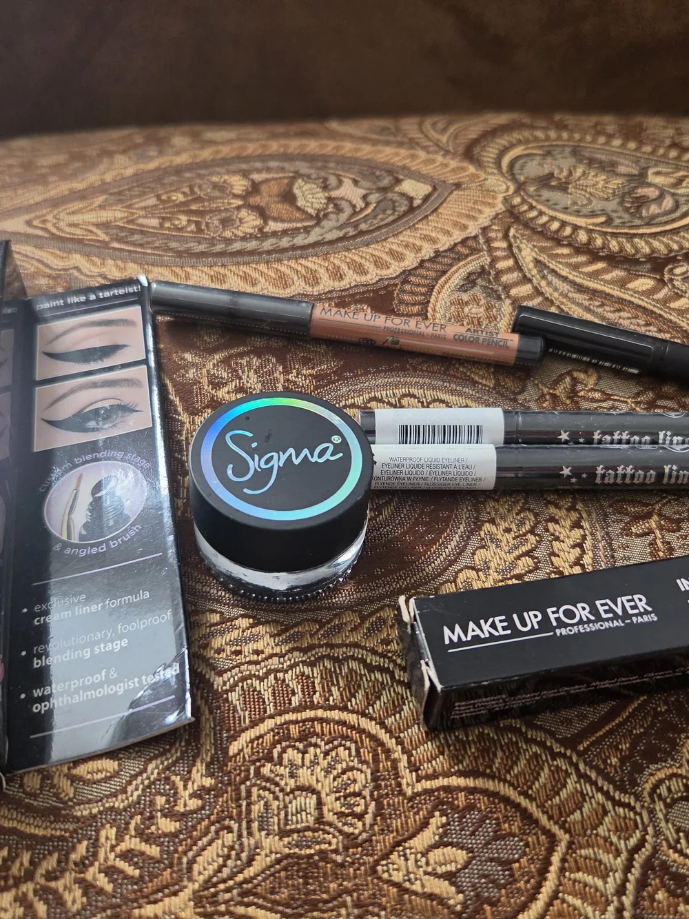 Prestige Eyeliner Bundle